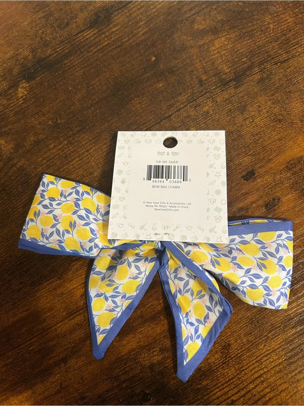 Blue Moon Studio Lemon Print Bow Bag Charm Scarf Accessory Gold Tone Clasp